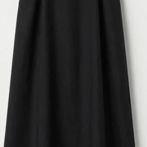 Noir Pleat Midi